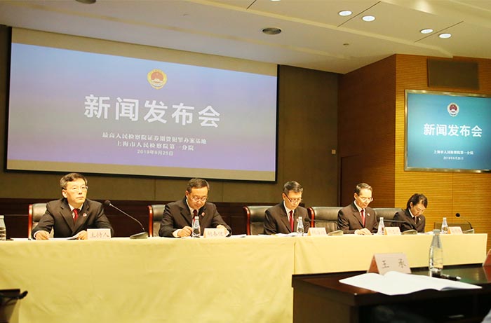 1569557275390011241.jpg 700003.jpg