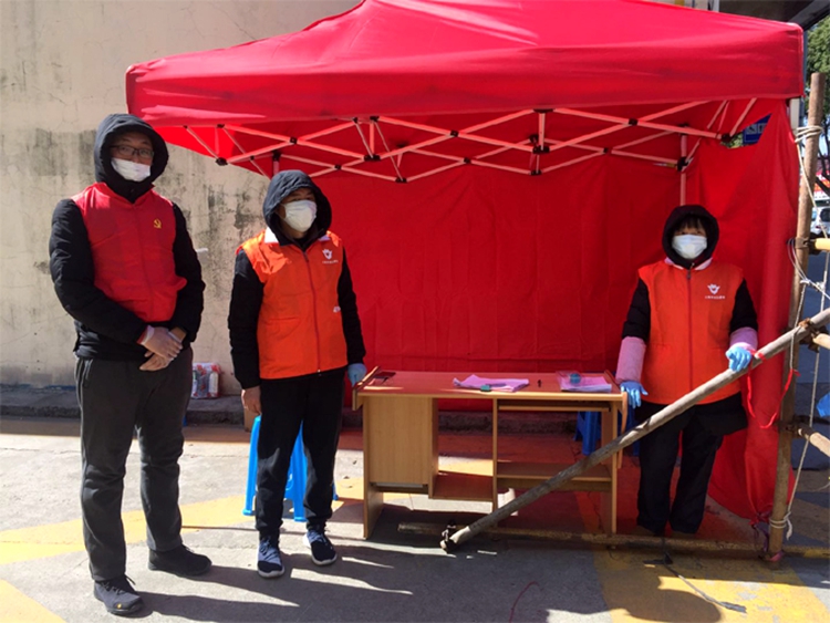 C:UsersAdministratorDesktop.26\u201c疫”不容辞，金检志愿者在前线（一）\u7ea2叶居民区拷贝.jpg
