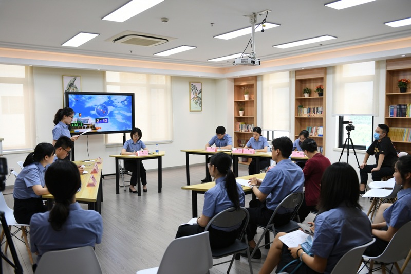 1593505079725015798.jpg 辩论全景.jpg