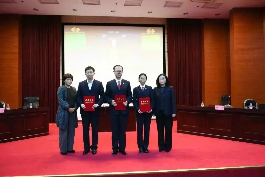 1675409702529000865.jpg 1675409702529000865.jpg