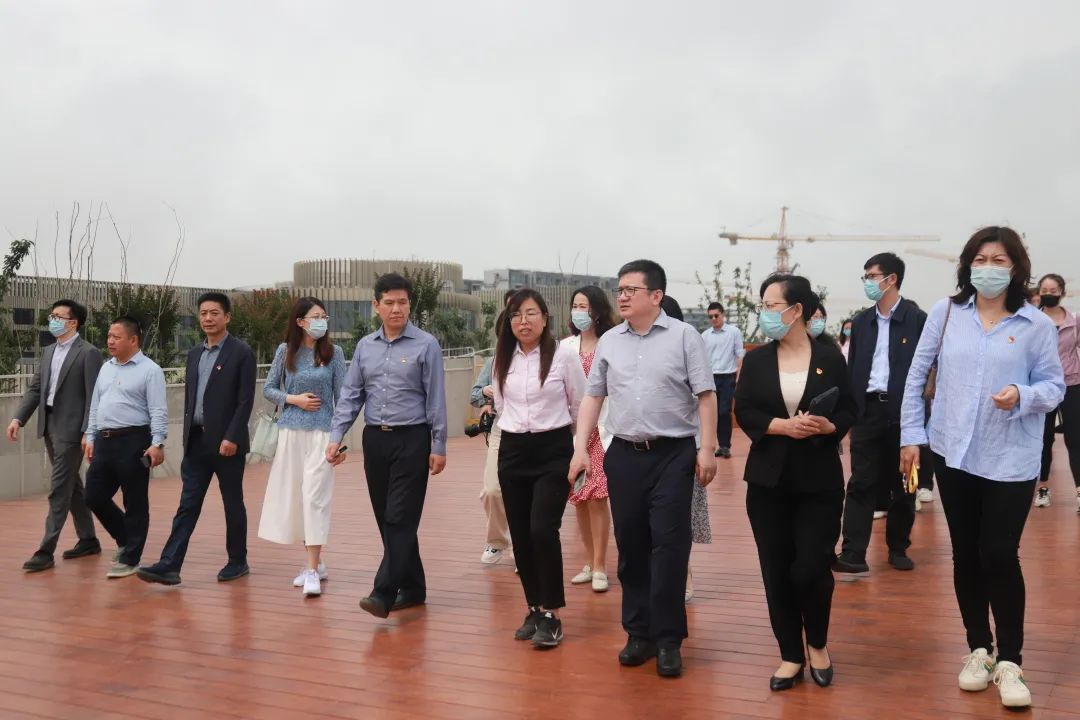 1685686536345011157.jpg 1685686536345011157.jpg