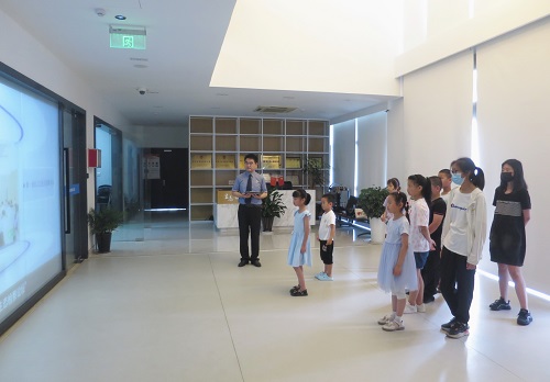 长兴假日学校.jpg