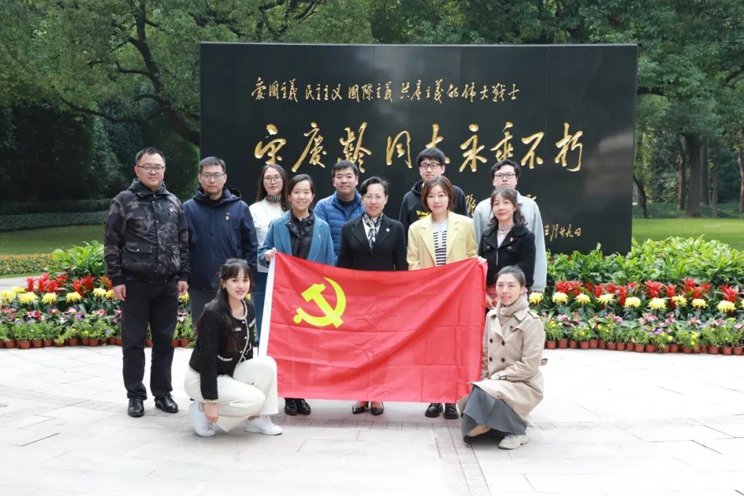 1701049116555058814.jpg 1701049116555058814.jpg