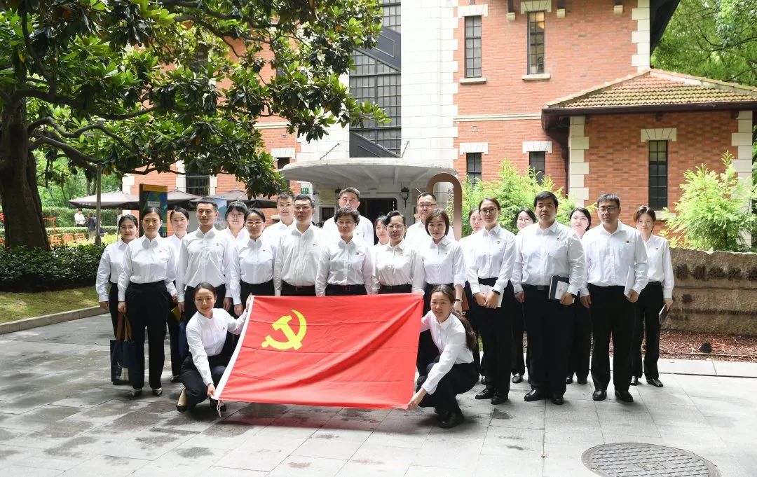 1718586965377067137.jpg 1718586965377067137.jpg