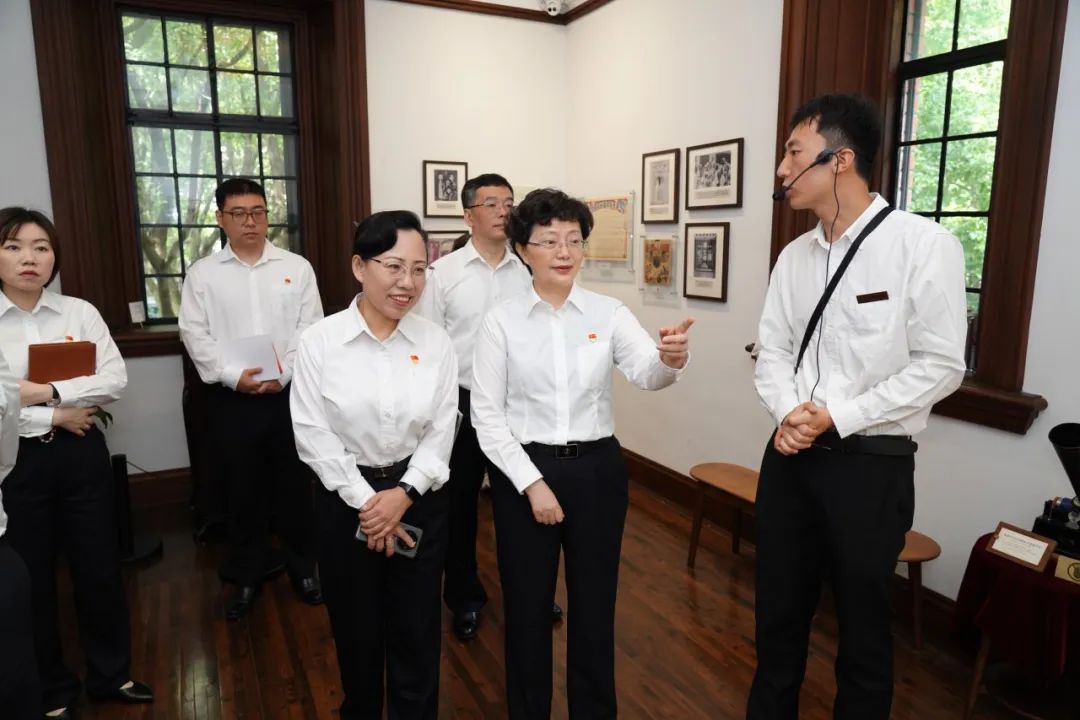 1718587124846011941.jpg 1718587124846011941.jpg