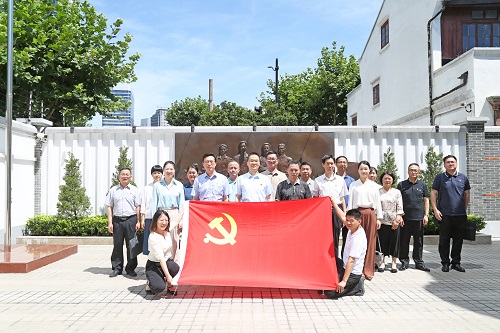 崇明检察院开展党组中心组（扩大）学习活动2.jpg