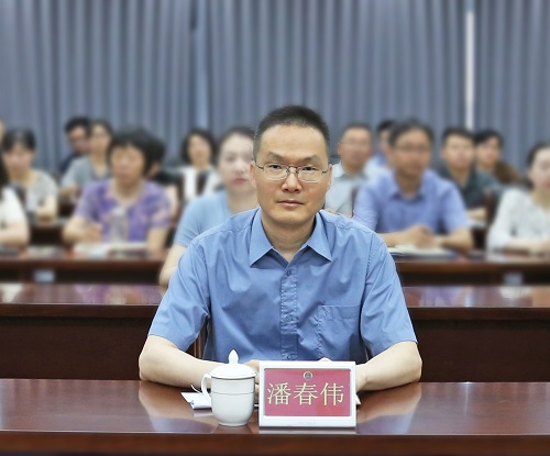 崇明检察院举办“名人堂”专题授课活动1.jpg