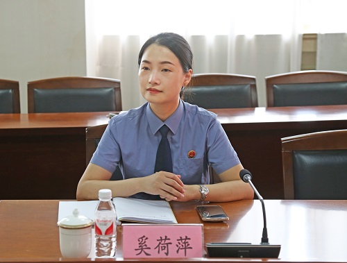 潘春伟代理检察长参加崇明中学法治副校长聘任仪式2.jpg