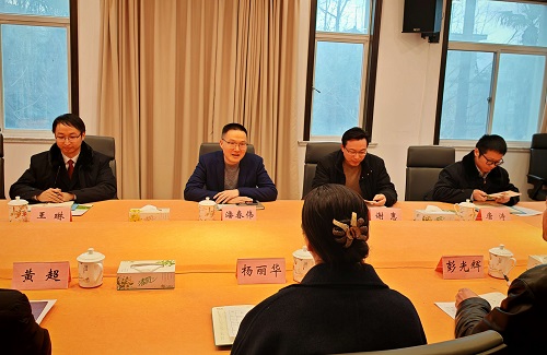 潘春伟检察长一行赴绿华镇走访调研并上门答复代表意见建议.jpg