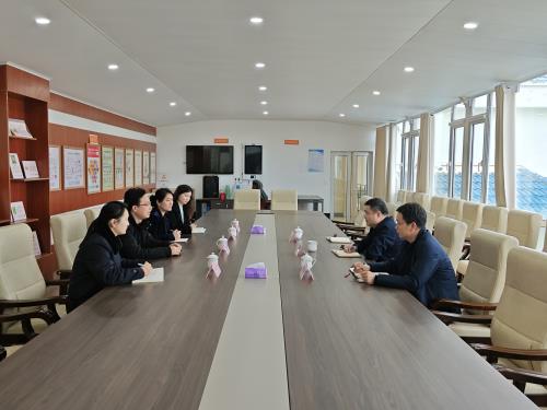 谢惠副检察长赴崇明现代农业集团调研.jpg